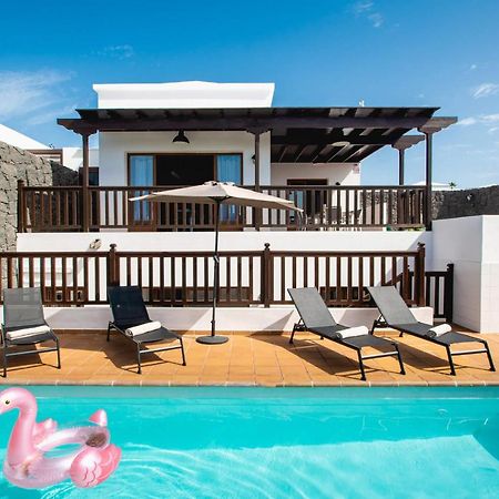 Stylish 6 Bedroom Villa Princesa - Hot Tub - Heated Pool - Near Beach & Waterparks Playa Blanca  Buitenkant foto